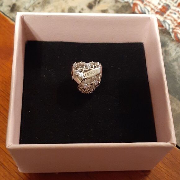 New 925 Sterling June Heart Charm For Necklaces Or Bracelets New In Box - Picture 1 of 5